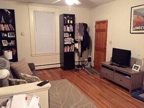 34 Lake Ave, Unit 2 in Woburn, MA - Building Photo - Building Photo