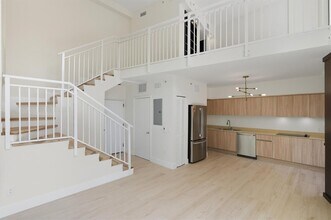 1528 Brickell Ave, Unit 106 in Miami, FL - Foto de edificio - Building Photo