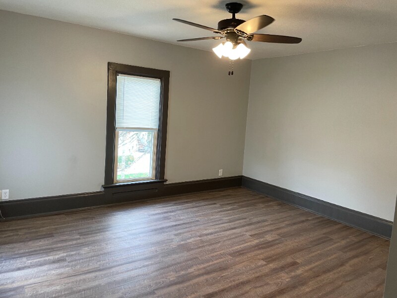 301 W Lincoln St-Unit -Apt 3 in Findlay, OH - Building Photo