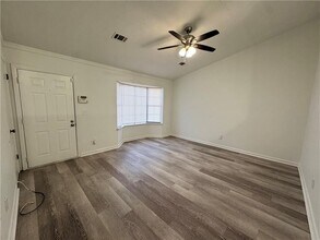 3929 Flakes Mill Rd in Decatur, GA - Building Photo - Building Photo