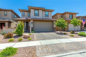 360 Espressivo St in Henderson, NV - Building Photo - Building Photo