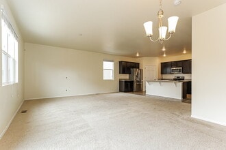 535 Hermosa St in Brighton, CO - Foto de edificio - Building Photo