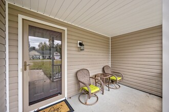 2414 Educational Dr in New Bern, NC - Foto de edificio - Building Photo