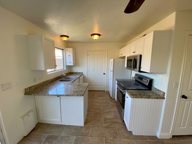 1063 E 600 S in Saint George, UT - Building Photo - Building Photo