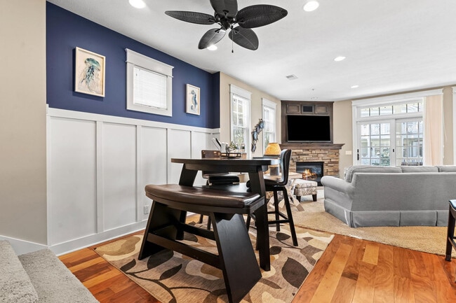 property at 807 Lake St