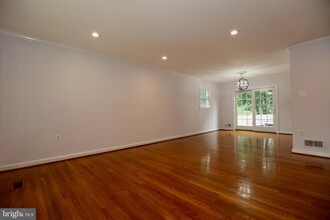 2808 Terrace Dr in Chevy Chase, MD - Building Photo - Building Photo