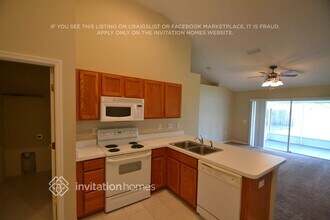 13032 Bridleford Dr in Gibsonton, FL - Building Photo - Building Photo