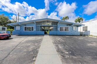 12326 NE 6th Ave in North Miami, FL - Building Photo - Primary Photo