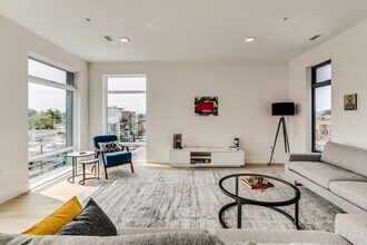 1338 H St NE-Unit -A in Washington, DC - Building Photo - Building Photo