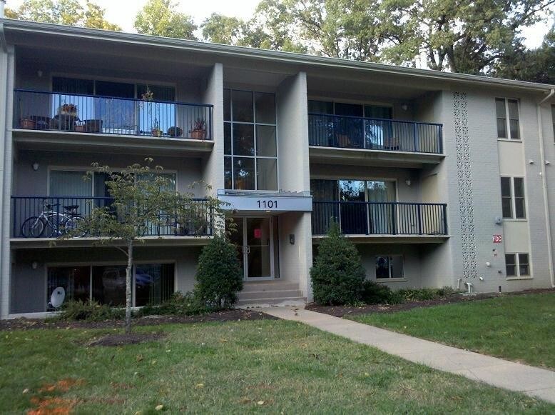 1101 Primrose Rd, Unit 303 in Annapolis, MD - Foto de edificio