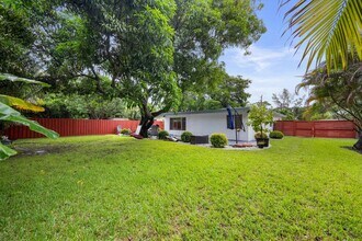 1137 NE 1st Ave. in Fort Lauderdale, FL - Building Photo - Building Photo