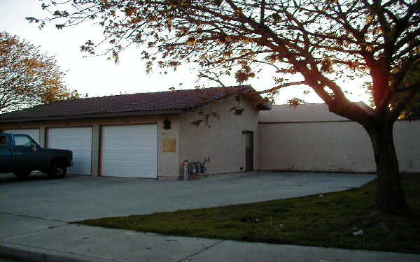 3259 Radcliff Way in Turlock, CA - Building Photo - Building Photo