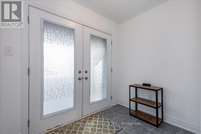 111 Marina Village Dr in Georgian Bay, ON - Building Photo - Building Photo