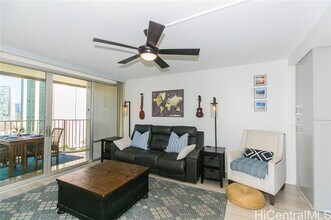 1350 Ala Moana Blvd in Honolulu, HI - Foto de edificio - Building Photo
