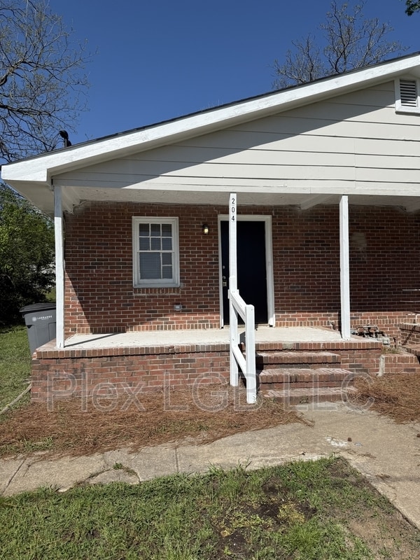 property at 204 Burr St