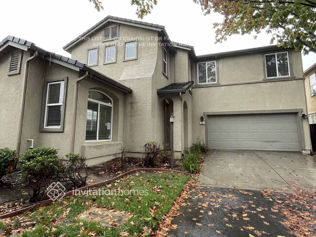 property at 16 Shadmoor Pl