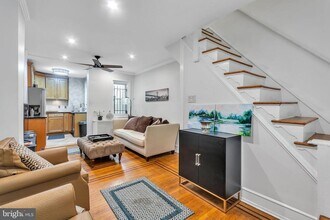 1830R32 Manning St in Philadelphia, PA - Building Photo - Building Photo