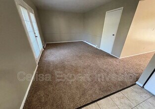 4611 Dutchess Ln in Fort Wayne, IN - Building Photo - Building Photo