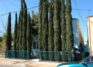 1151 Kenmore Ave in Los Angeles, CA - Building Photo - Building Photo