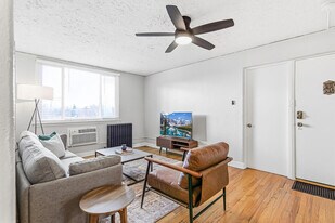 1666 Detroit St, Unit SI FL3-ID1318193P in Denver, CO - Building Photo