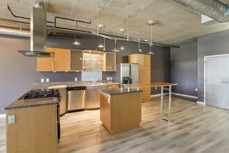1401 Wewatta St in Denver, CO - Building Photo - Building Photo