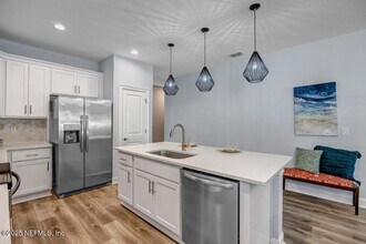 640 Begonia St in Atlantic Beach, FL - Building Photo - Building Photo