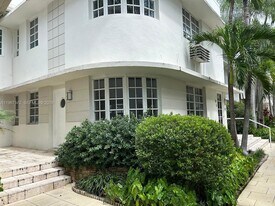 1605 Lenox Ave. in Miami Beach, FL - Building Photo