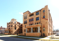 Coronado Square in Detroit, MI - Foto de edificio - Building Photo