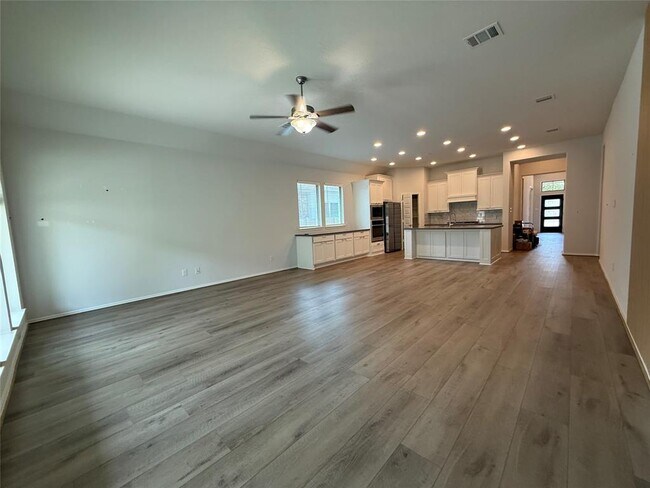 1113 Round Mountain Pass in Georgetown, TX - Building Photo - Building Photo