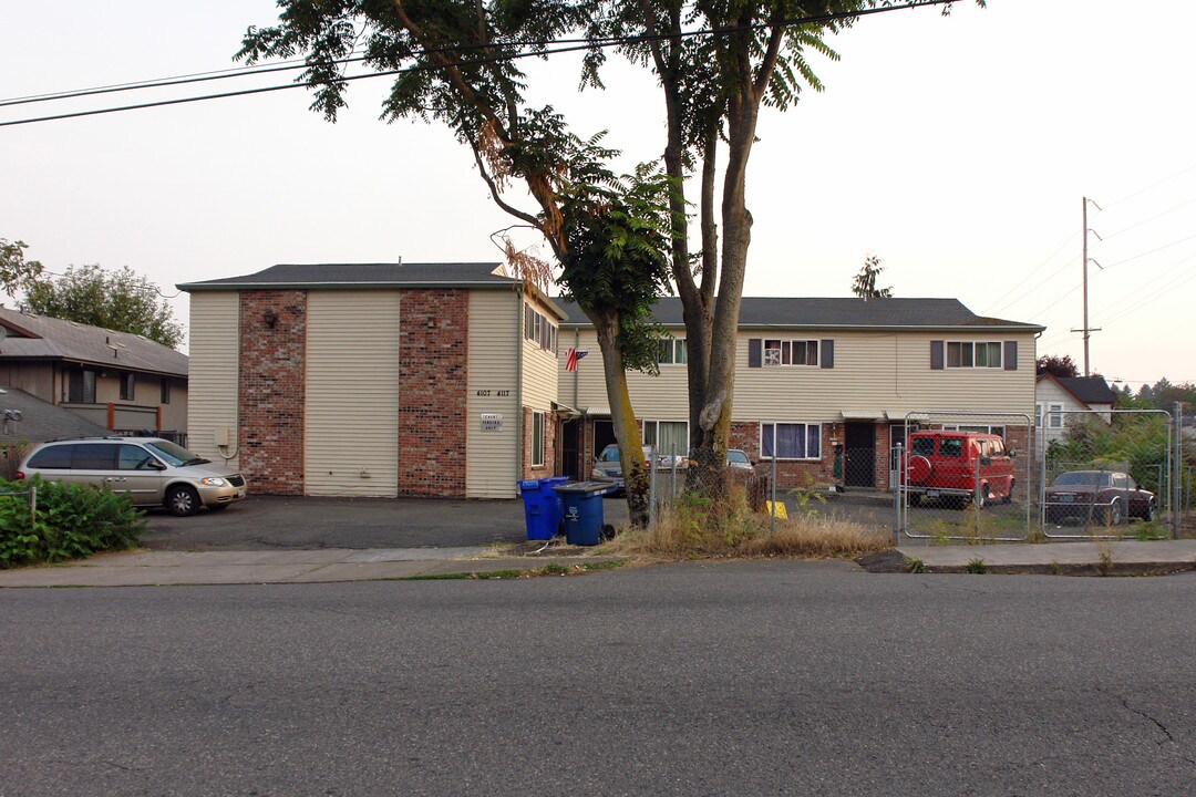 4107-4117 SE Holgate Blvd in Portland, OR - Building Photo