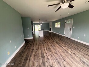 200 N Willow Ln in Jacksonville, NC - Building Photo - Building Photo