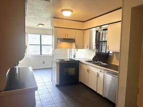 1408 Wagon St in Deridder, LA - Building Photo - Building Photo