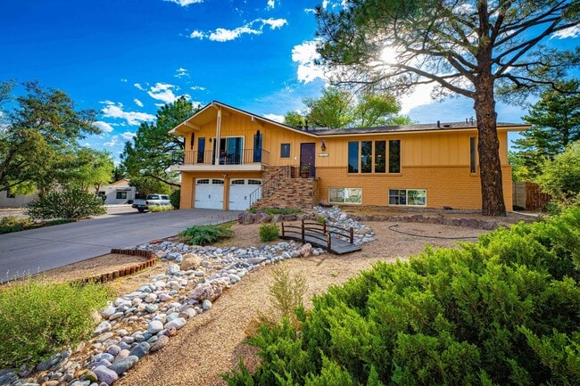 property at 3615 Horacio Ct NE