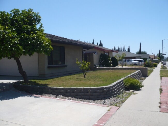 property at 2264 Cochran St