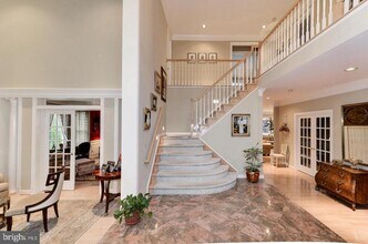 10417 Snow Point Dr in Bethesda, MD - Building Photo - Building Photo