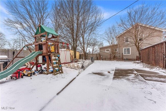 property at 3746 W 140th St