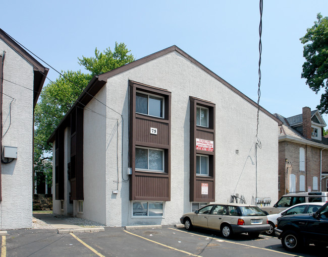 75 E 14th Ave in Columbus, OH - Foto de edificio - Building Photo