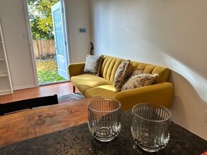 7633 Plum Av in Burnaby, BC - Building Photo - Building Photo