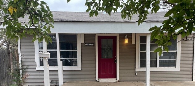 property at 3911 S Tyler St