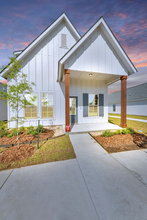 Cottages at Creekview in Lafayette, LA - Foto de edificio