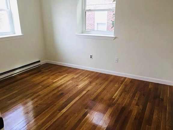 104 Trowbridge St, Unit 4 in Cambridge, MA - Building Photo