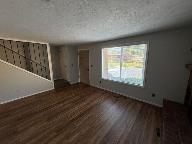 property at 6271 Fairway Ave SE
