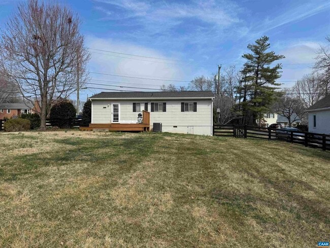 402 Harris Rd in Charlottesville, VA - Building Photo - Building Photo