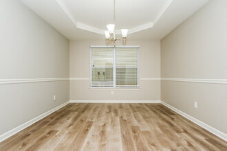 11703 Sarah Loop in Hampton, GA - Building Photo - Building Photo