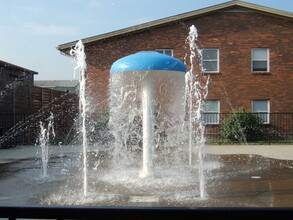 Partridge Pointe Apartments in Louisville, KY - Foto de edificio - Building Photo