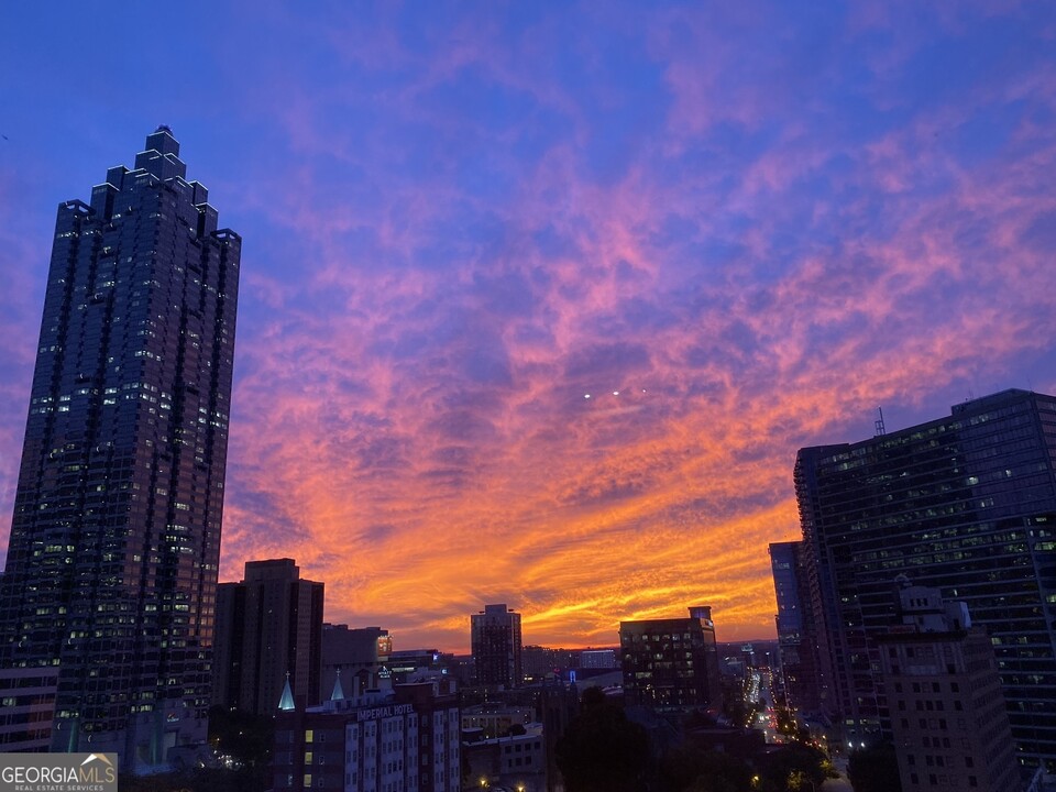 120 Ralph McGill Blvd NE in Atlanta, GA - Foto de edificio