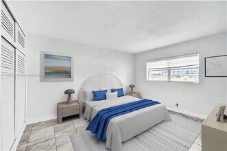 5050 Bayview Dr in Fort Lauderdale, FL - Foto de edificio - Building Photo