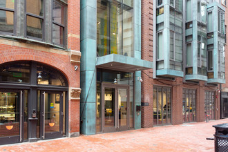 2 Boylston Pl in Boston, MA - Foto de edificio - Building Photo