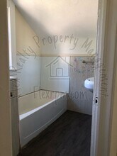 1436 Walbridge Ave in Toledo, OH - Foto de edificio - Building Photo