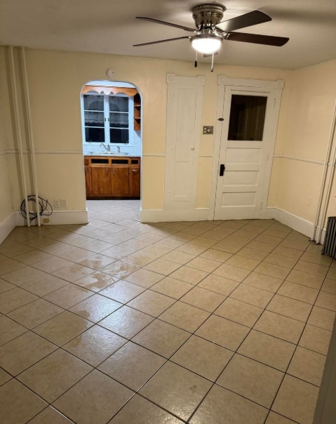 27 S Manning St in Mcadoo, PA - Foto de edificio - Building Photo